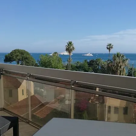 Sea Side Oceanides *